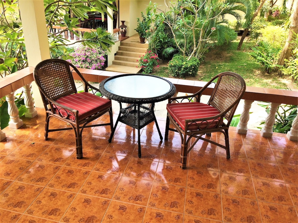Chor Chang Villa Resort 38/50