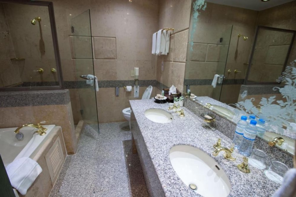 Chiangmai Grandview Hotel 49/50