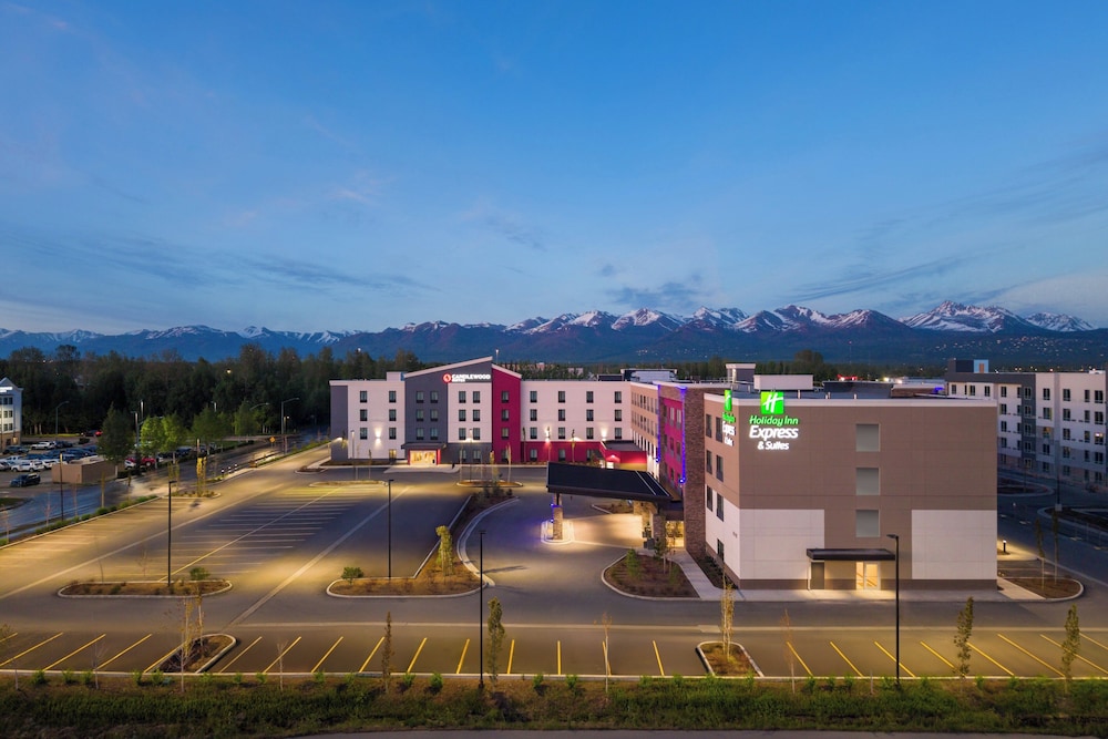 Holiday Inn Express And Suites Anchorage Midtown by IHG 55/60