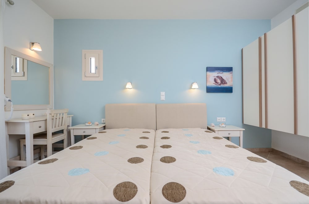 Irini Studios 30/42