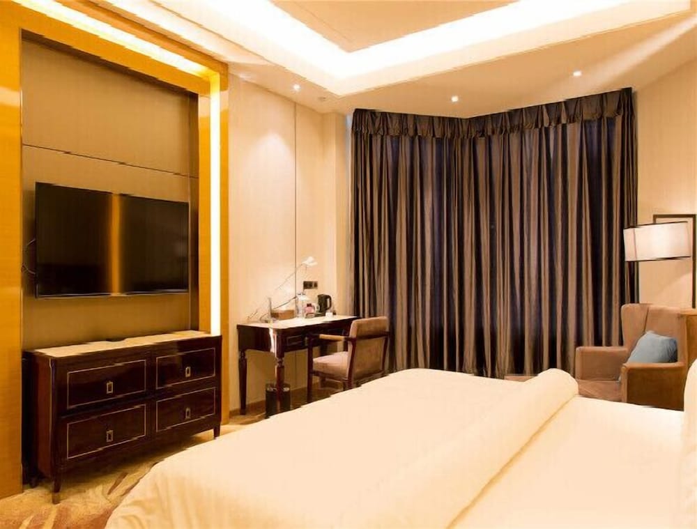 Metropolo Yining Development Zone Hotel 7/16