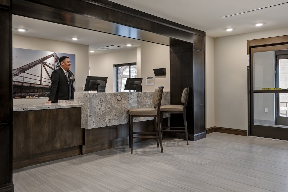 Staybridge Suites Overland Park - Kansas City S 4/69
