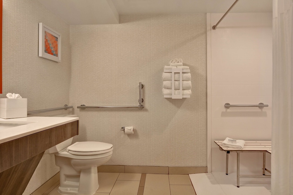 Hampton Inn Anderson, SC 17/55