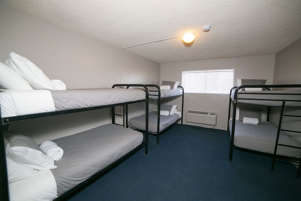 Motel6 Las Vegas, NV - Downtown Fremont St Experience 5/31