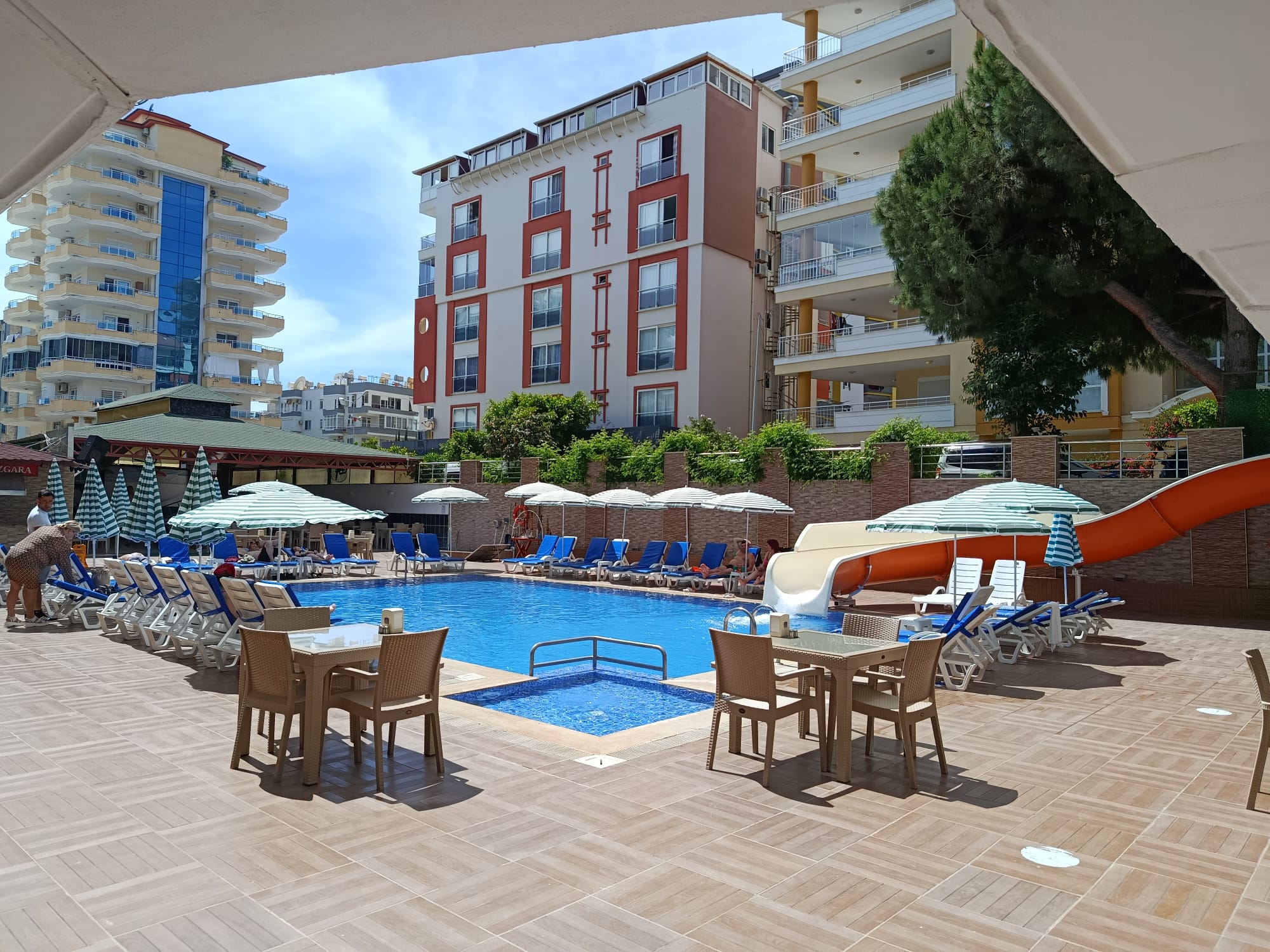 Bariscan Hotel 22/23