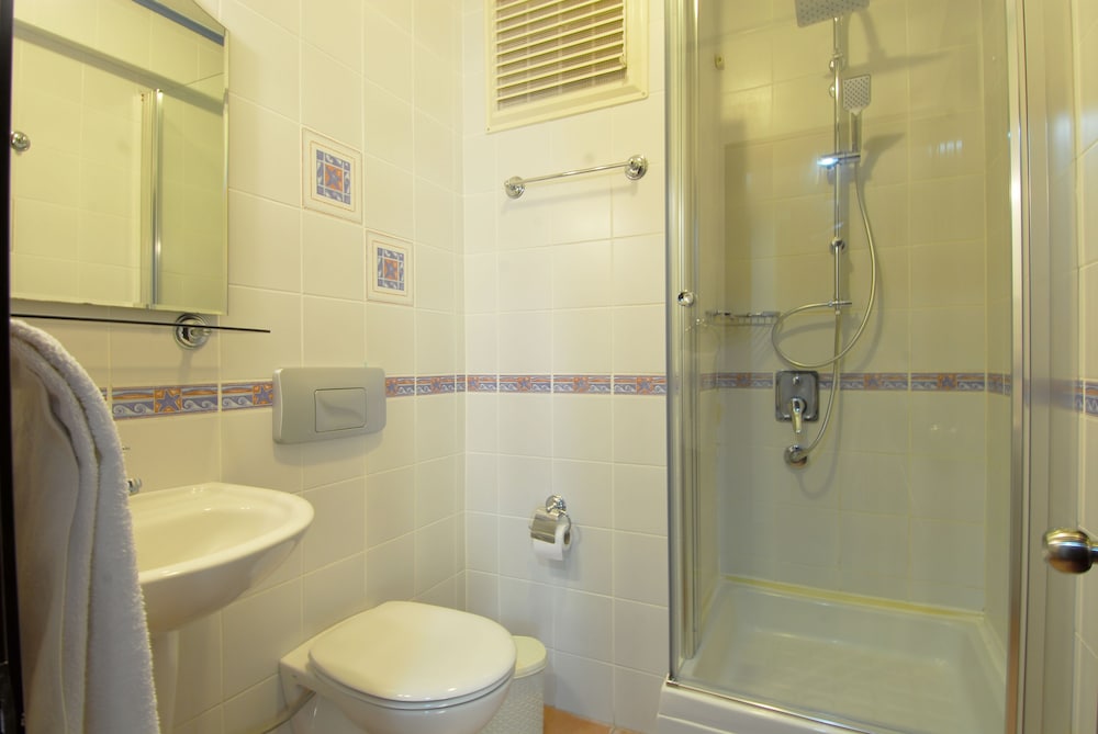 Villa Danlin Hotel 43/44