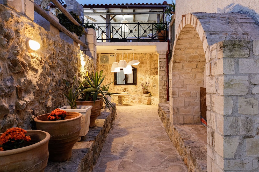 Med Villa Antonia 5/34