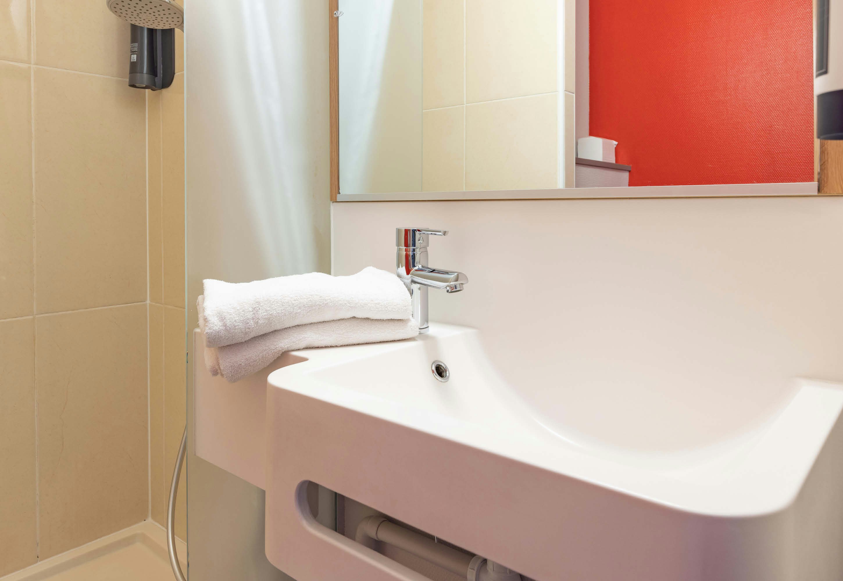 B&B HOTEL Saint Malo Sud 15/16