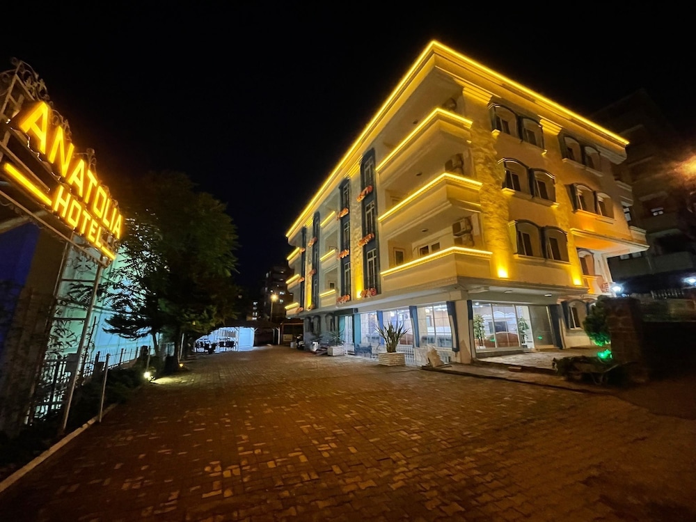 Andalouse Airport Suite Hotel 2/50