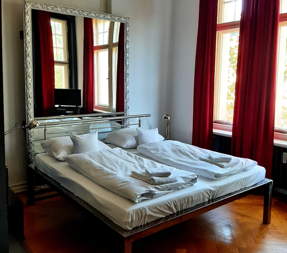 Arthotel Connection 6/50