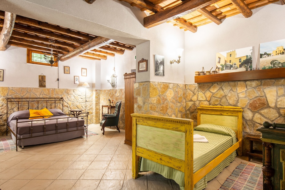 Villa Pilati Bed & Breakfast 5/50