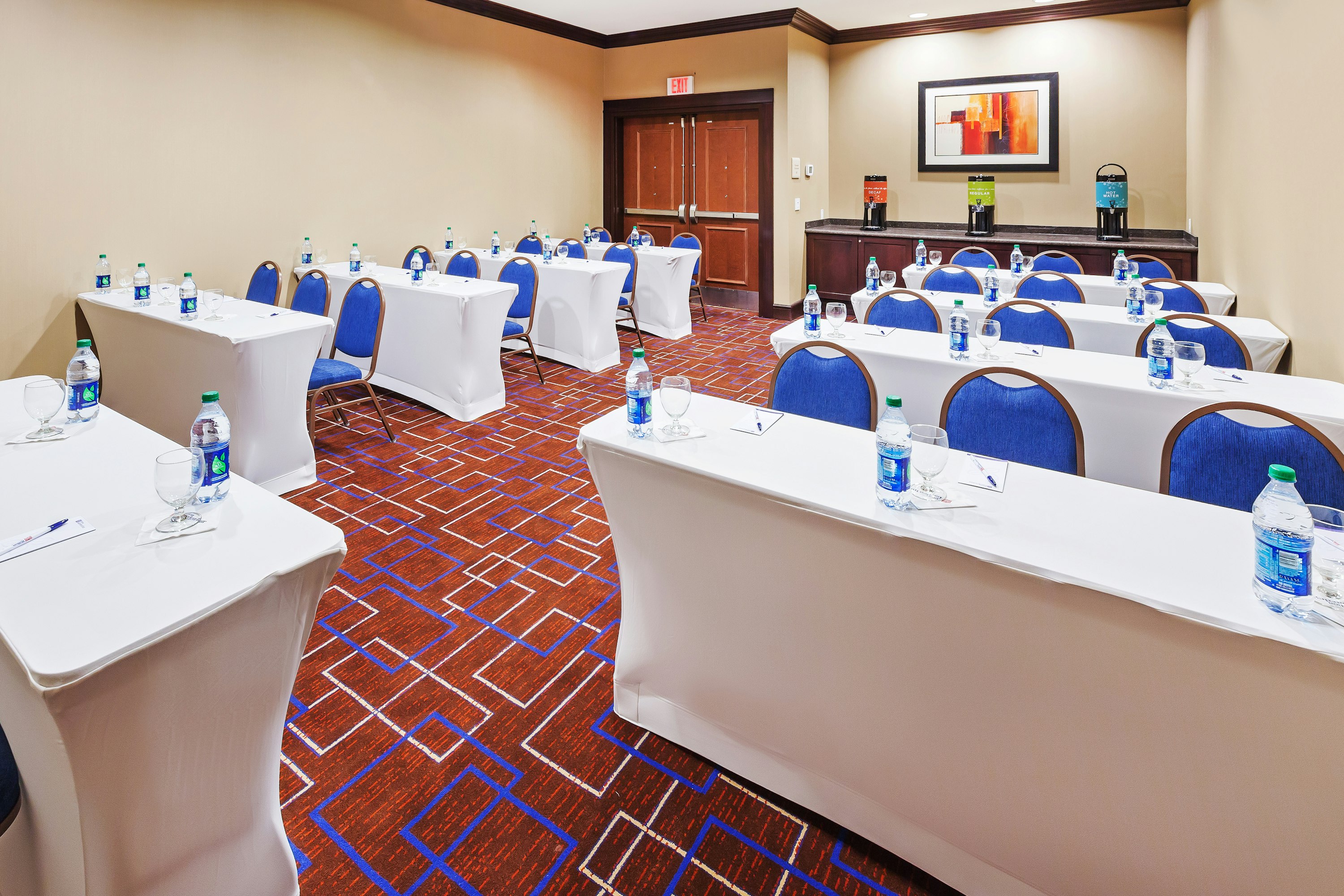 HILTON GARDEN INN MIDLAND 36/44