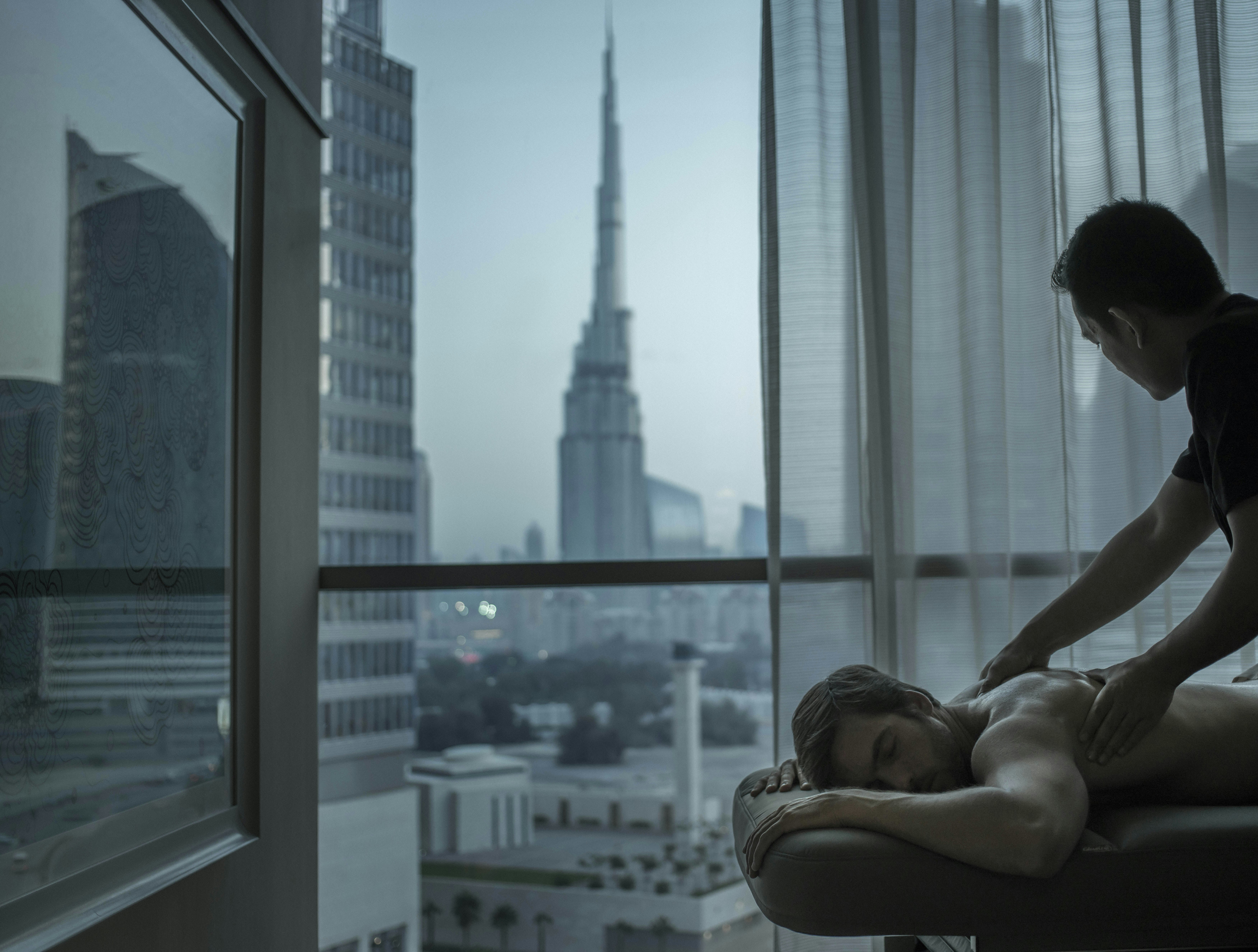 Four Seasons Hotel Dubai International Financial Centre 43/86
