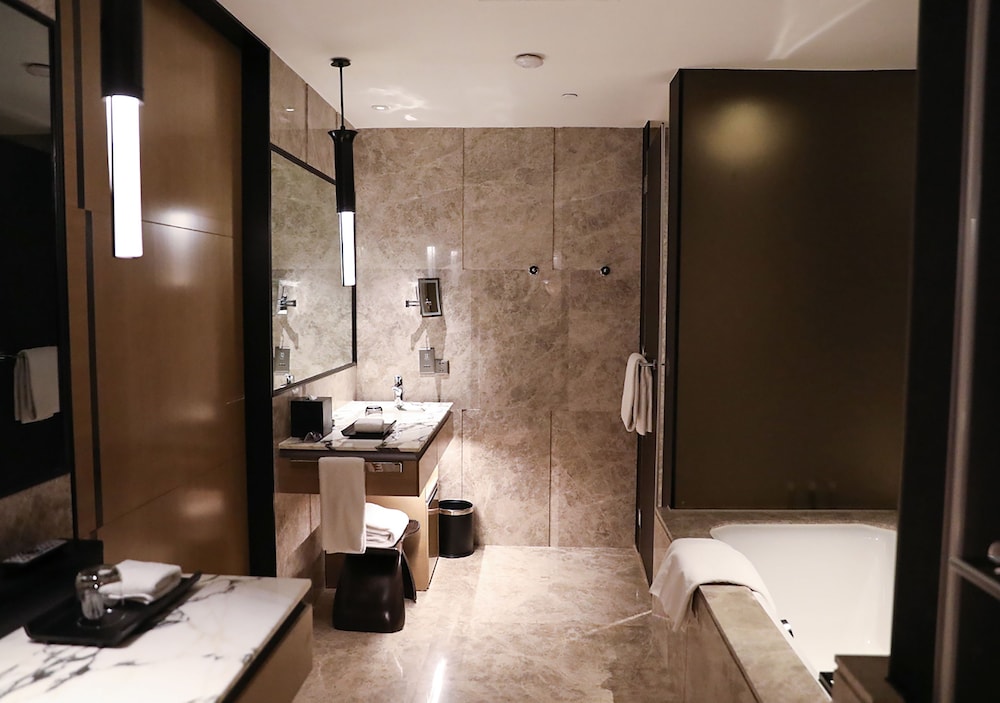 Hyatt Regency Wuxi 7/39