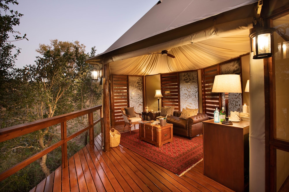 Hamilton Tented Camp 18/56