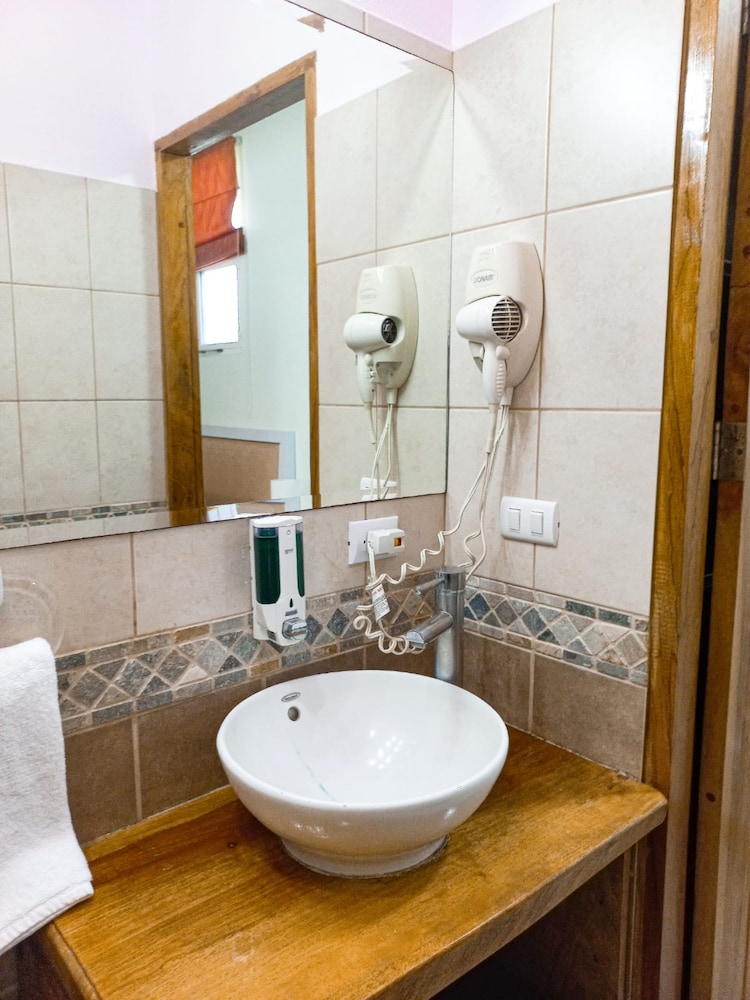 Hotel Samara Inn 64/68