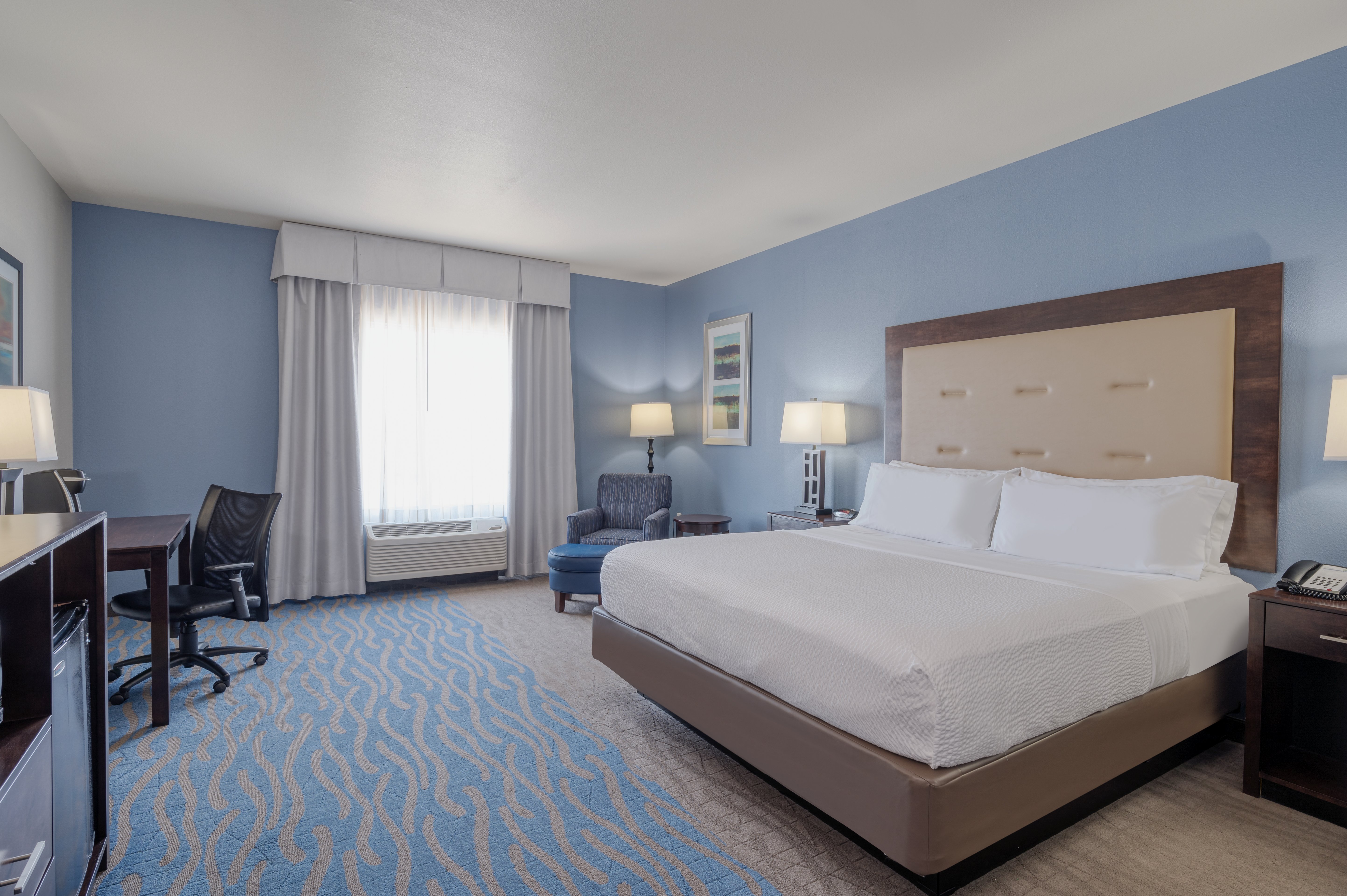 Leisure, King Bed