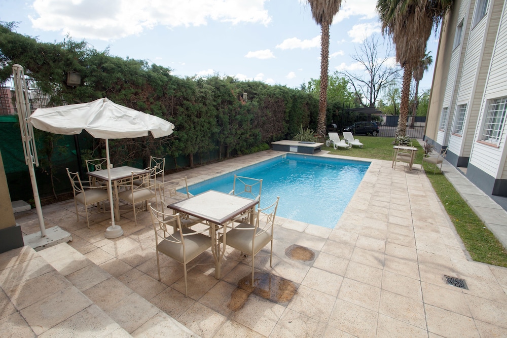 Hathor Hotels Mendoza 59/63