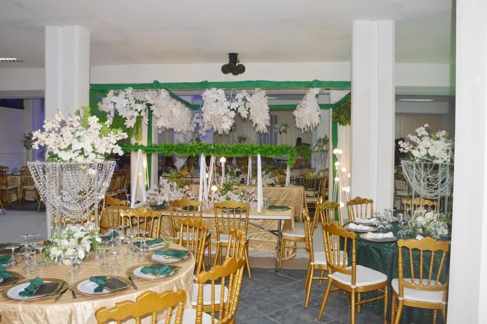 Vallee Des Princes Hotel 30/47