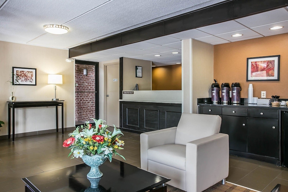Quality Inn Hartsville 28/37