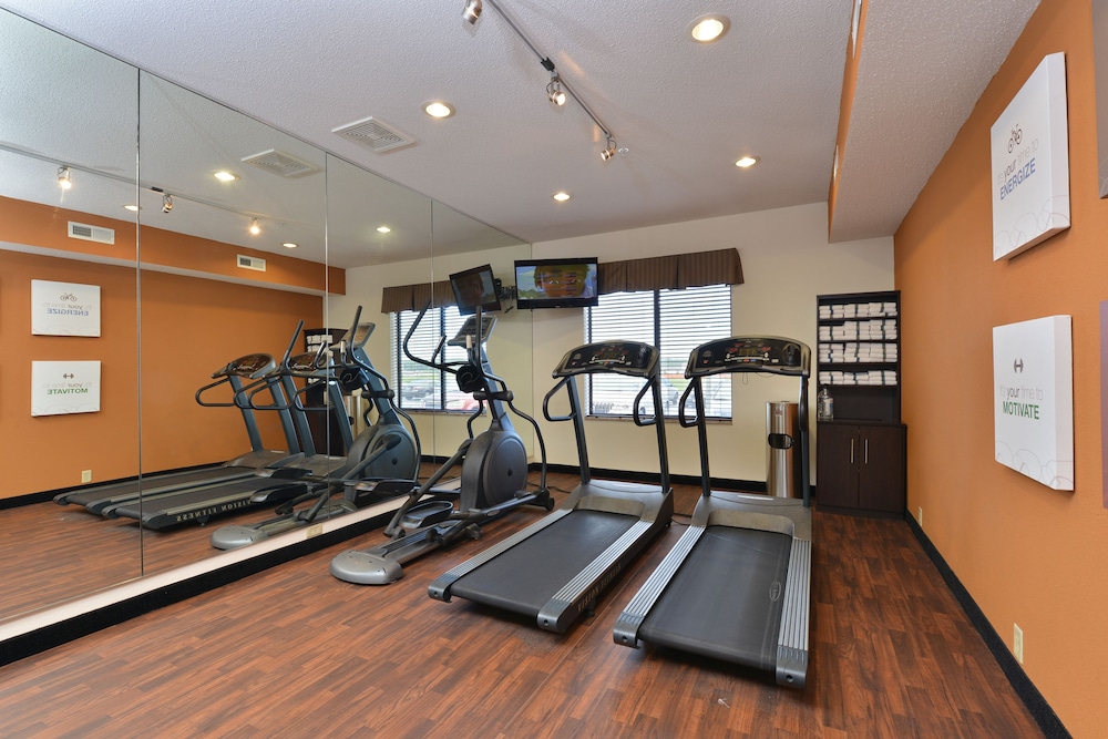 Holiday Inn Express Rochester South Mayo Area 25/43