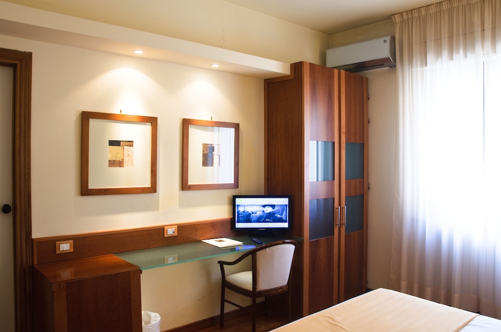 Hotel Le Grazie 53/67