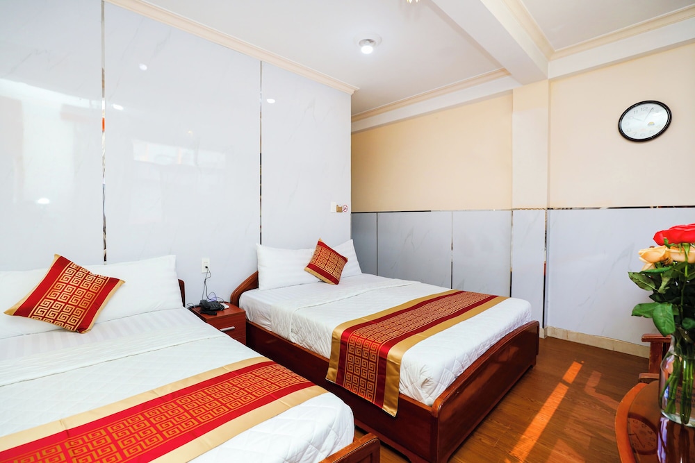 Hanh Phuc Hotel 33/55