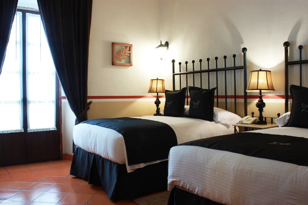 Hotel de la Paz 21/51