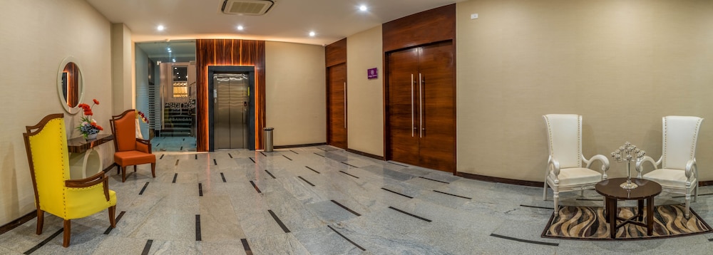 Mango Hotels Prangan - Bhubaneshwar 19/27