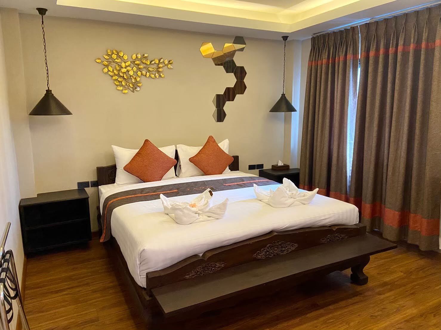 SUPERIOR, DOUBLE BED