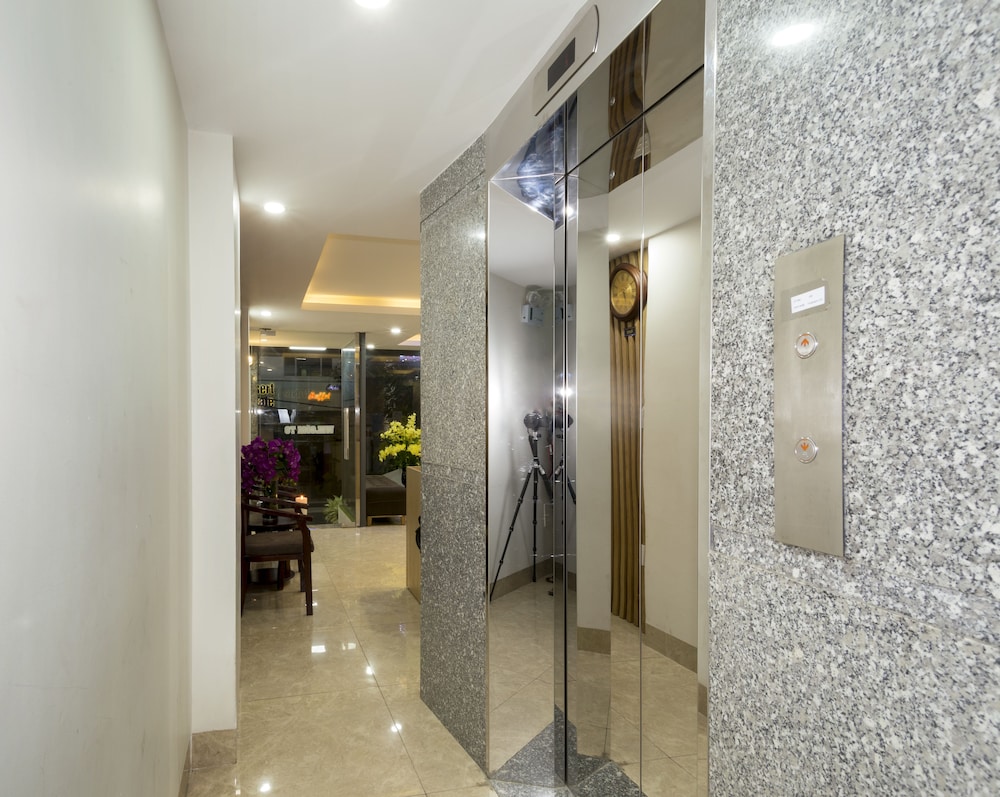 Trang Ngan Hotel 4/31