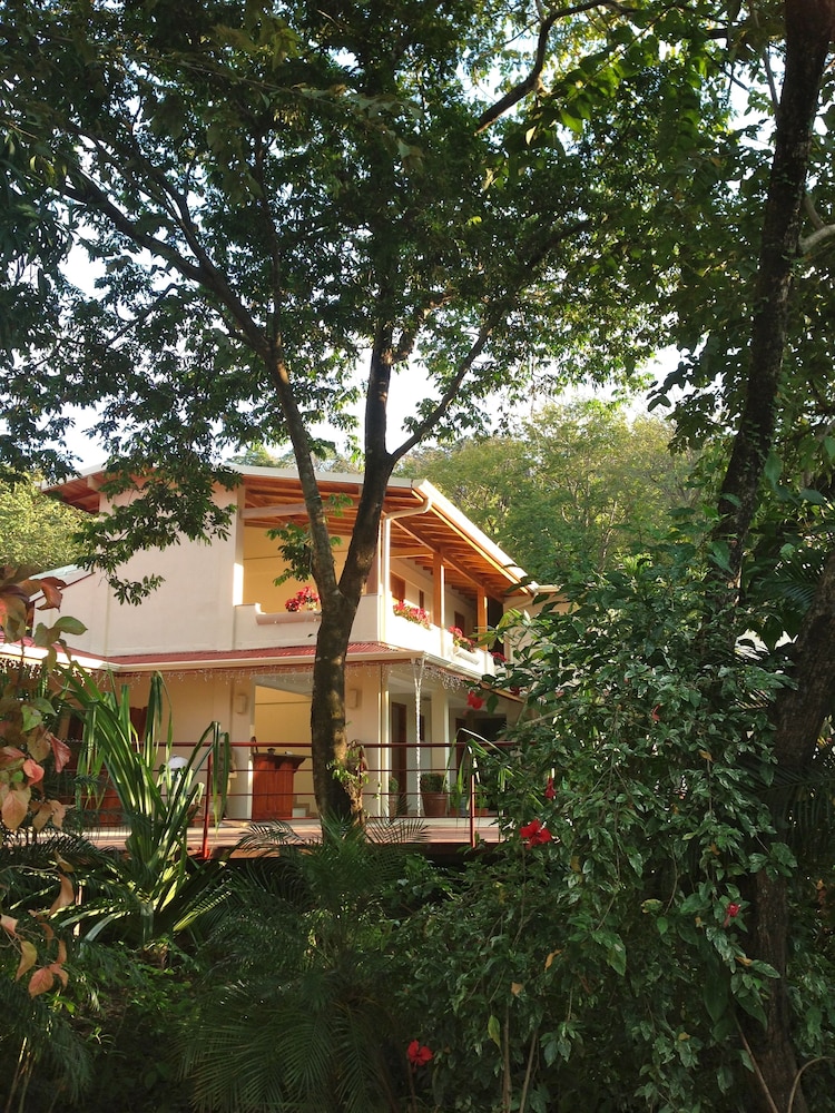 Montelaguna Boutique Hotel 45/50