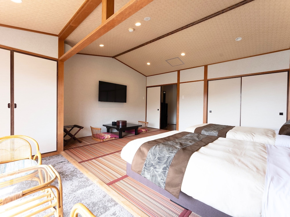 Livemax Resort Yuhigaura Kitu Onsen 18/50