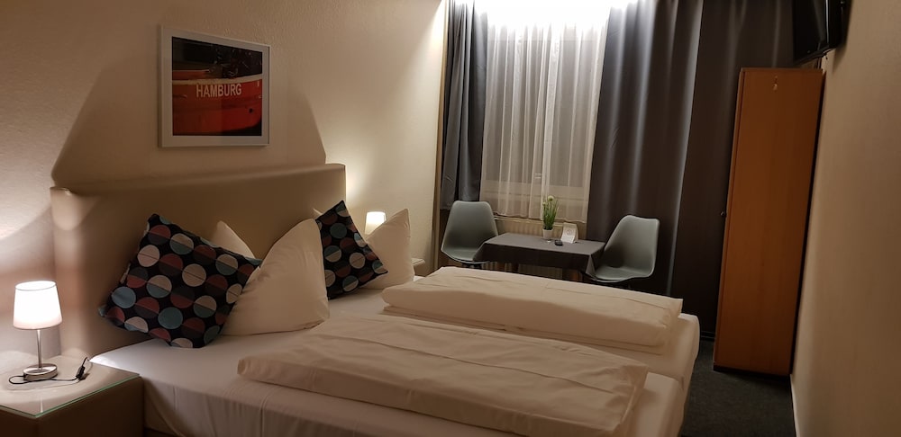 Auto-Parkhotel 20/74