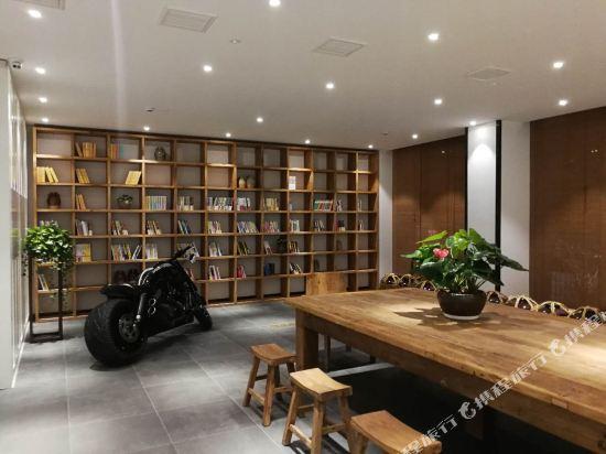 Mingshe Culture Art Hotel 3/27