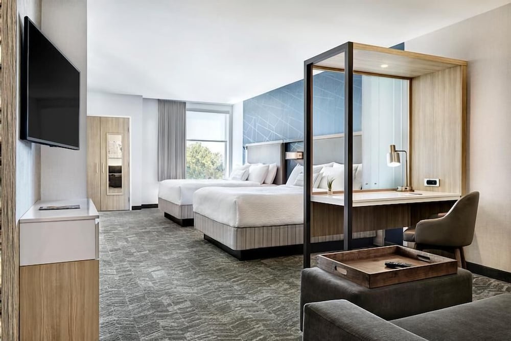 SpringHill Suites by Marriott Dallas Central Expressway 4/15