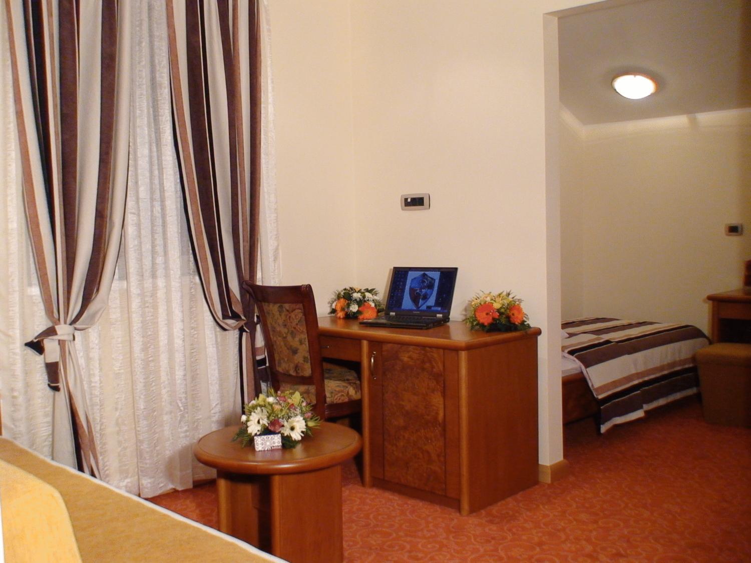 Hotel Bambis 32/54
