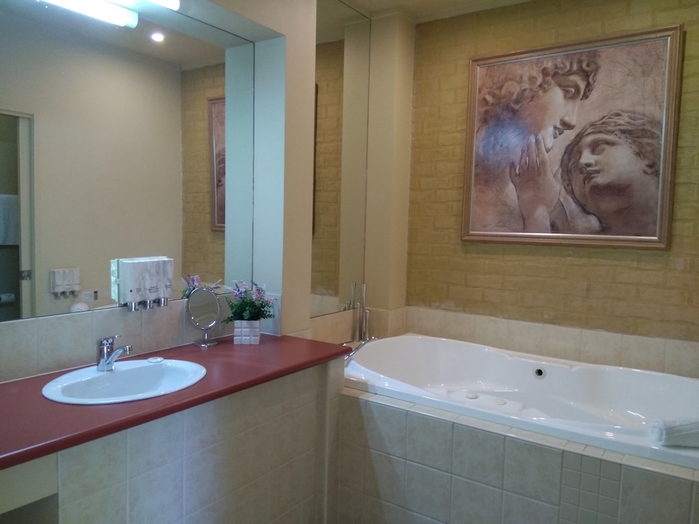 Madison Spa Resort 32/35