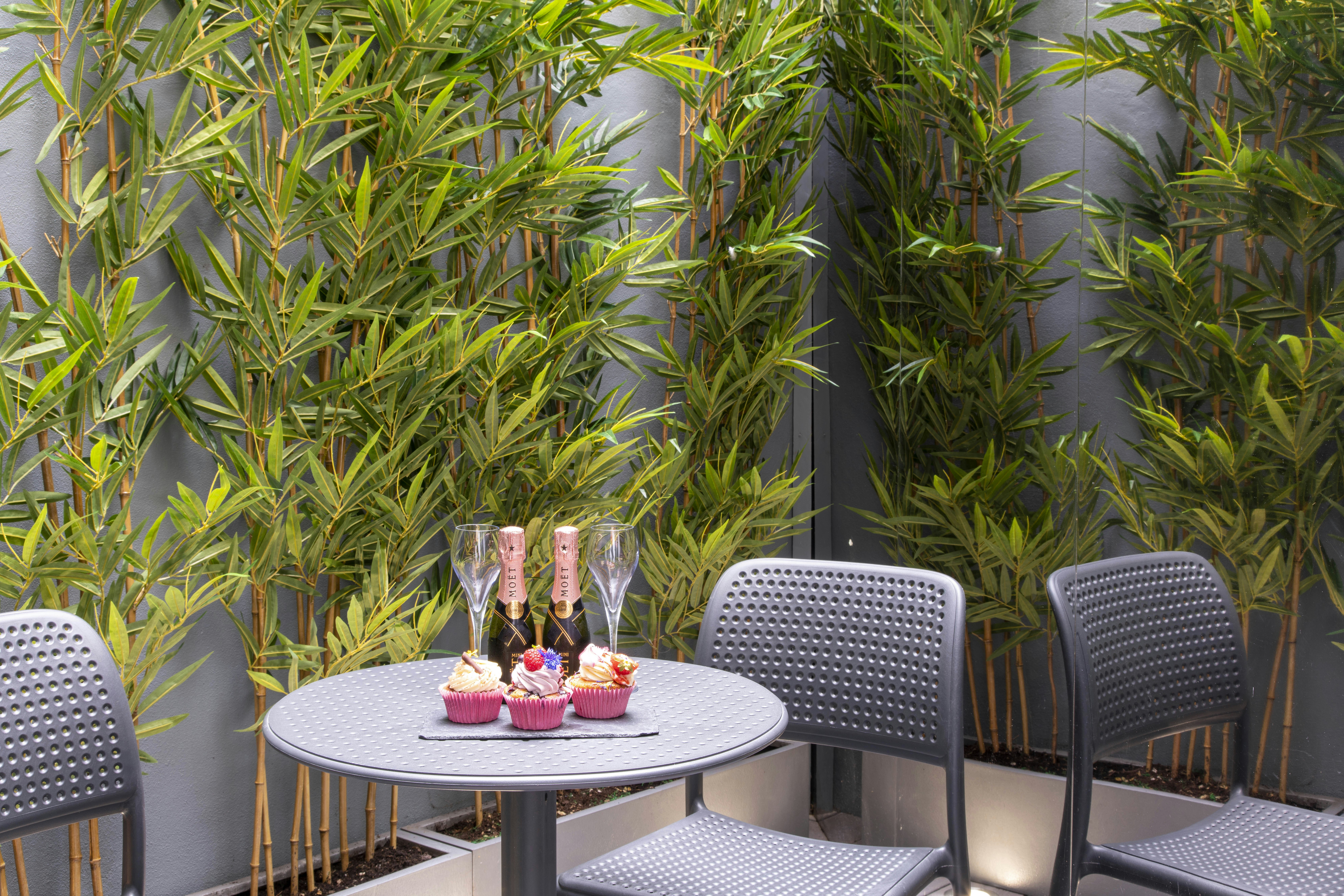 Eccleston Square Hotel 16/23