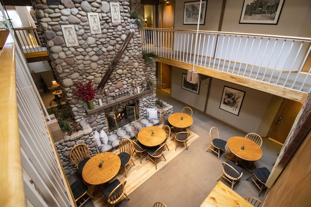 Aspen Mountain Lodge 34/50