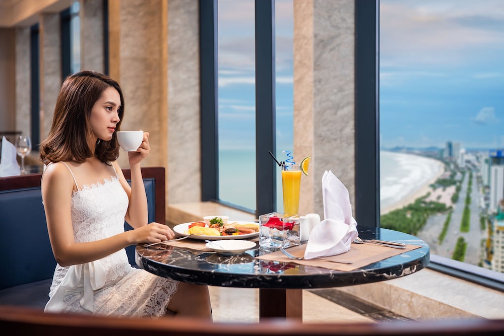 Altara Suites Da Nang 43/50