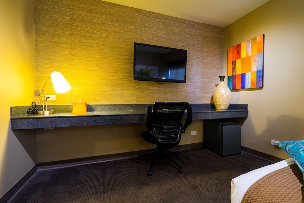 Vive Hotel Waikiki 62/77