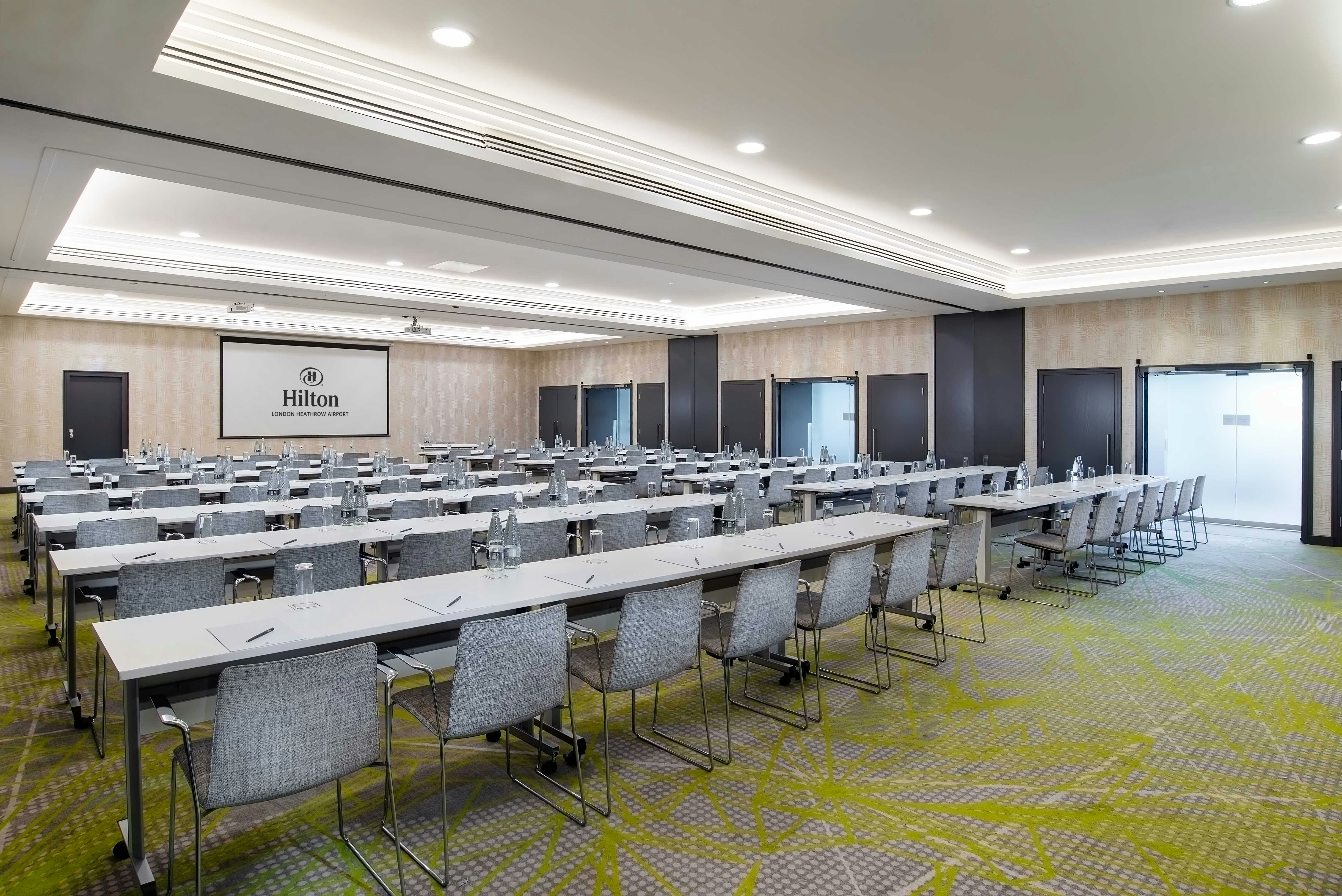Hilton London Heathrow Airport 77/81
