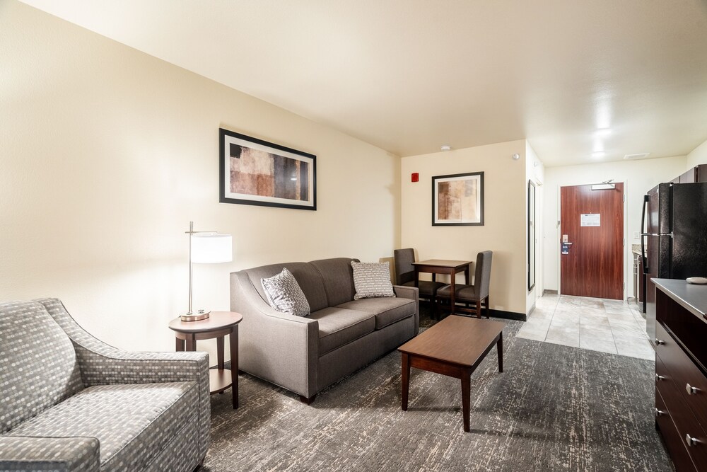 Cobblestone Hotel & Suites - Cozad 34/45