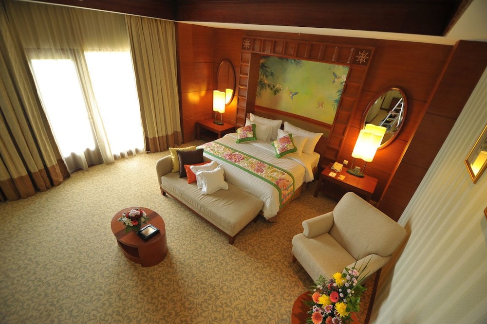 Labersa Grand Hotel And Convention Center 32/48
