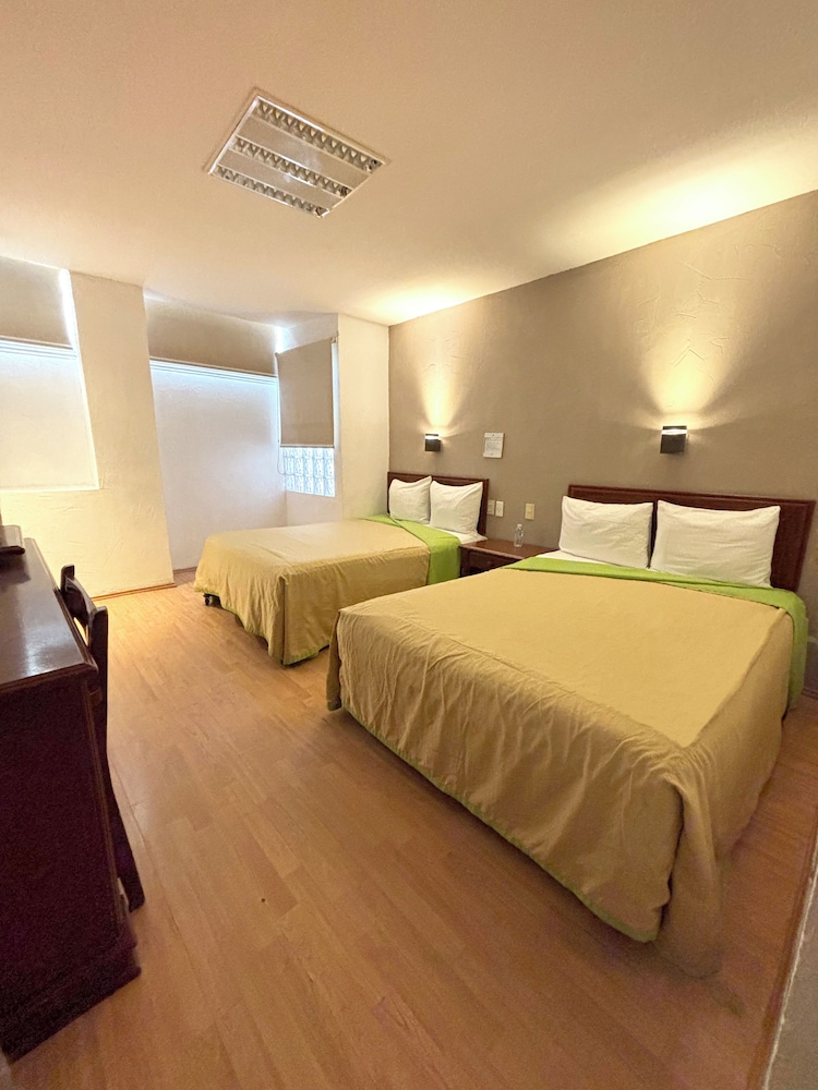 Enterprise Inn Plaza Ex Enterprise Inn Express Leon 19/45