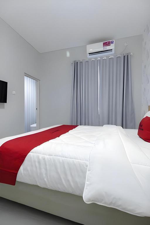 Reddoorz Near Metropolitan Mall Bekasi 12/50