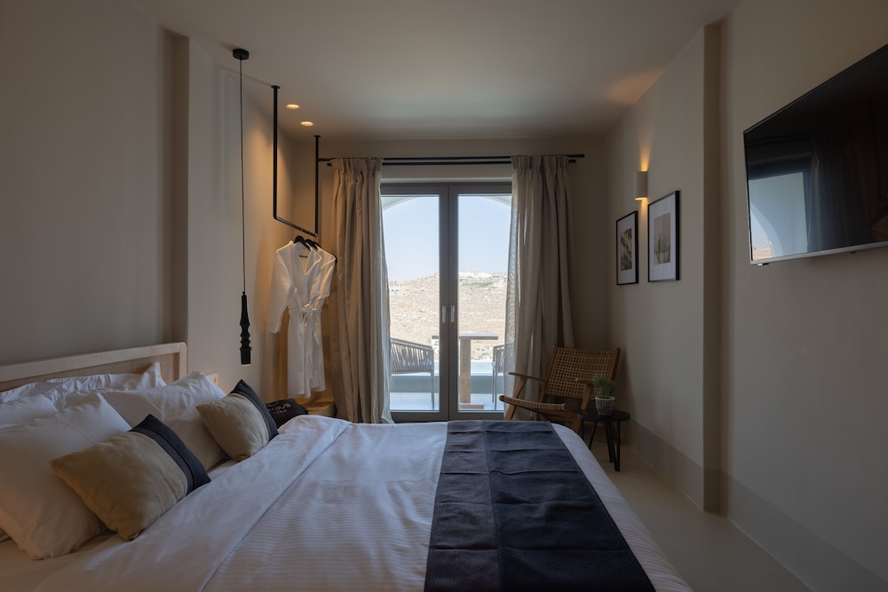 DELIGHT, SEA VIEW, SHARED POOL