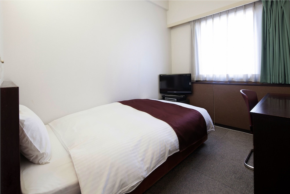 Semi Room, Single Bed, Semi Double Bed