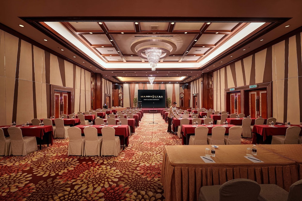 Mardhiyyah Hotel And Suites 48/52